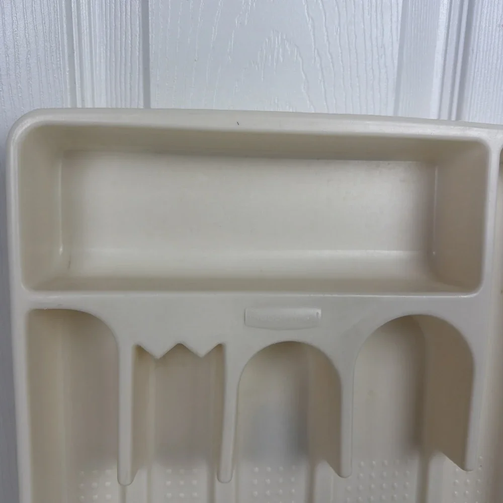 Rubbermaid Cutlery Silverware Holder Tray Ivory Plastic 6 Slot 2925 Vintage
